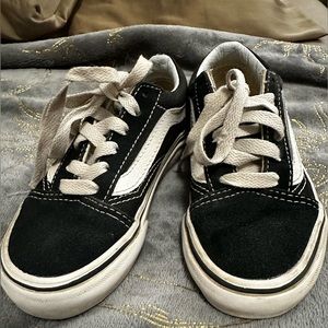 Toddler size 11 Vans